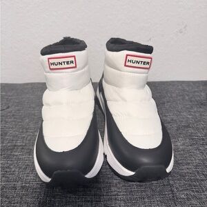 Hunter Kids Black and White Boots